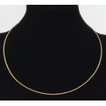 An Italian 14K Gold Thin Choker Necklace. 36cm. 2.25g