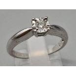 A 9K White Gold Diamond Solitaire Ring. Size N. Total weight: 2.58g