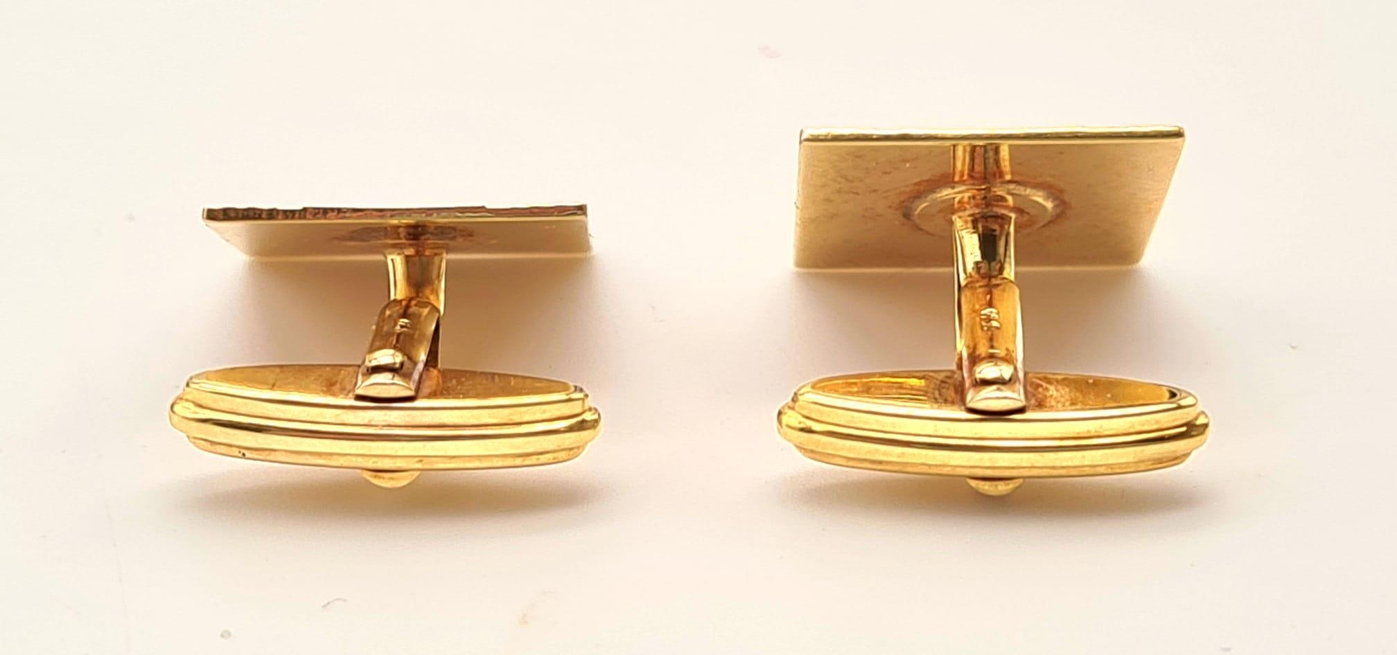 A Pair of Vintage 9K Yellow Gold Flat-Square Cufflinks - these are making a comeback! 7.06g total - Image 4 of 7