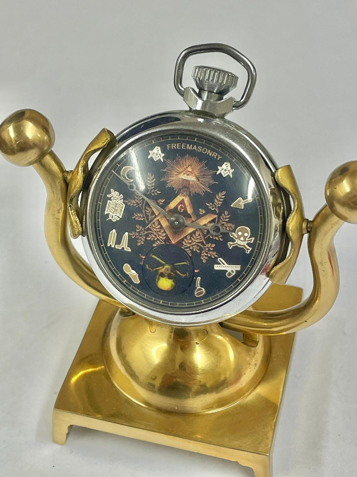 Vintage automaton rotating skull Masonic pocket watch & stand Working - Image 8 of 8