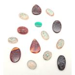 14 mixed Islamic Persian calligraphy agate stones in great condition. Sizes: 2-3.5cm. They are agate