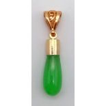 A Green Jade Teardrop Pendant. 22mm.