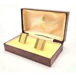 A Pair of Vintage 9K Yellow Gold Flat-Square Cufflinks - these are making a comeback! 7.06g total