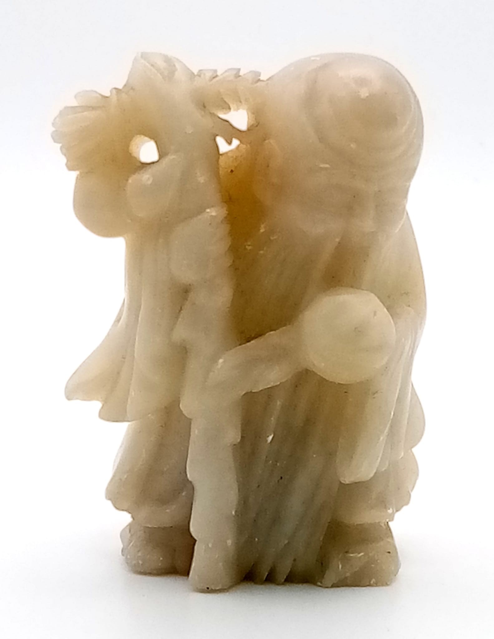 Vintage Chinese jade figure. 6.3cm x 4.5cm