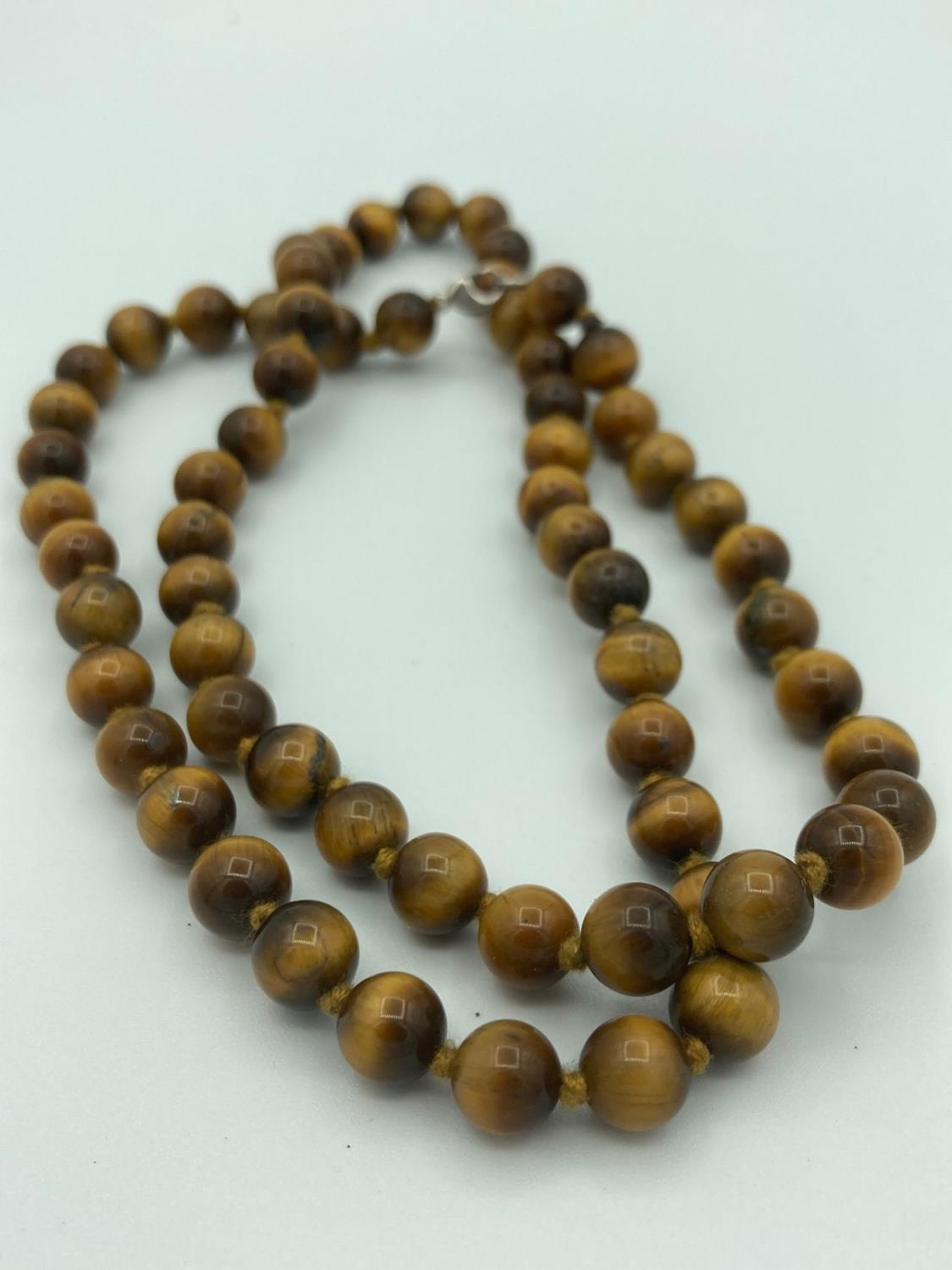 Vintage exceptional quality TIGERS EYE NECKLACE with SILVER CLASP fastening. 60 cm in length with