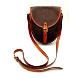 A small MULBERRY shoulder bag. Appr. dimensions: 18 x 4 x 23 cm. Ref: 9326