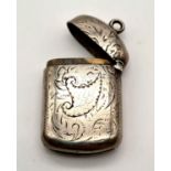 Silver Vesta case hallmarked to Chester with a makers mark of Hilliard & Thomason 1898. weighs 18.