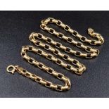 A 9K Yellow Gold Elongated Belcher-Link Chain. 50cm. 12g total weight.