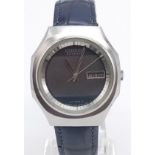 A Vintage Citizen Blue and Silver Dial Gents watch. Blue leather strap with stainless steel case -
