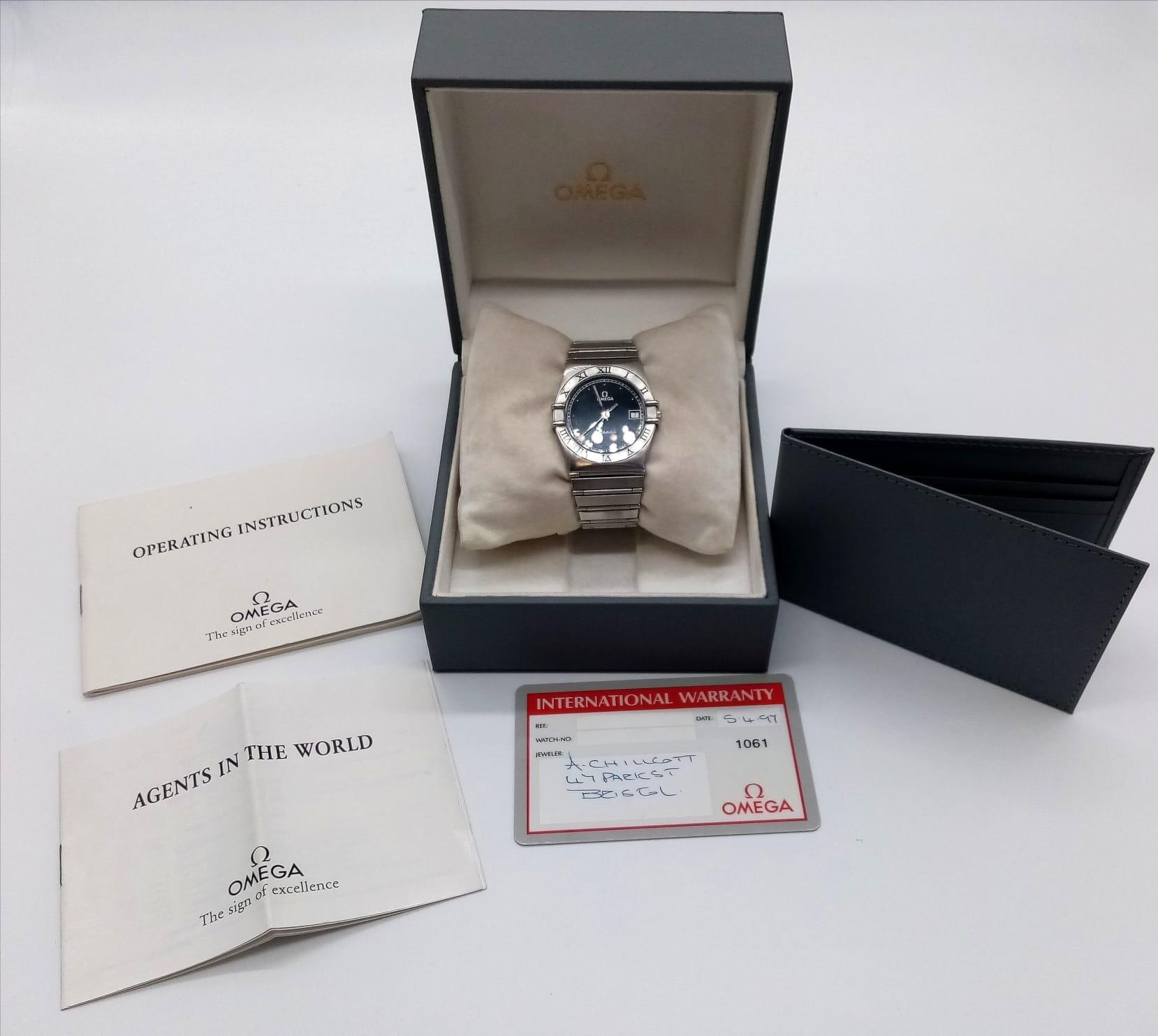 OMEGA CONSTELATION QUARTZ BRACELET WATCH WITH ORIGINAL BOX AND PAPERS. 32mm. Needs batteries.