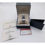 OMEGA CONSTELATION QUARTZ BRACELET WATCH WITH ORIGINAL BOX AND PAPERS. 32mm. Needs batteries.