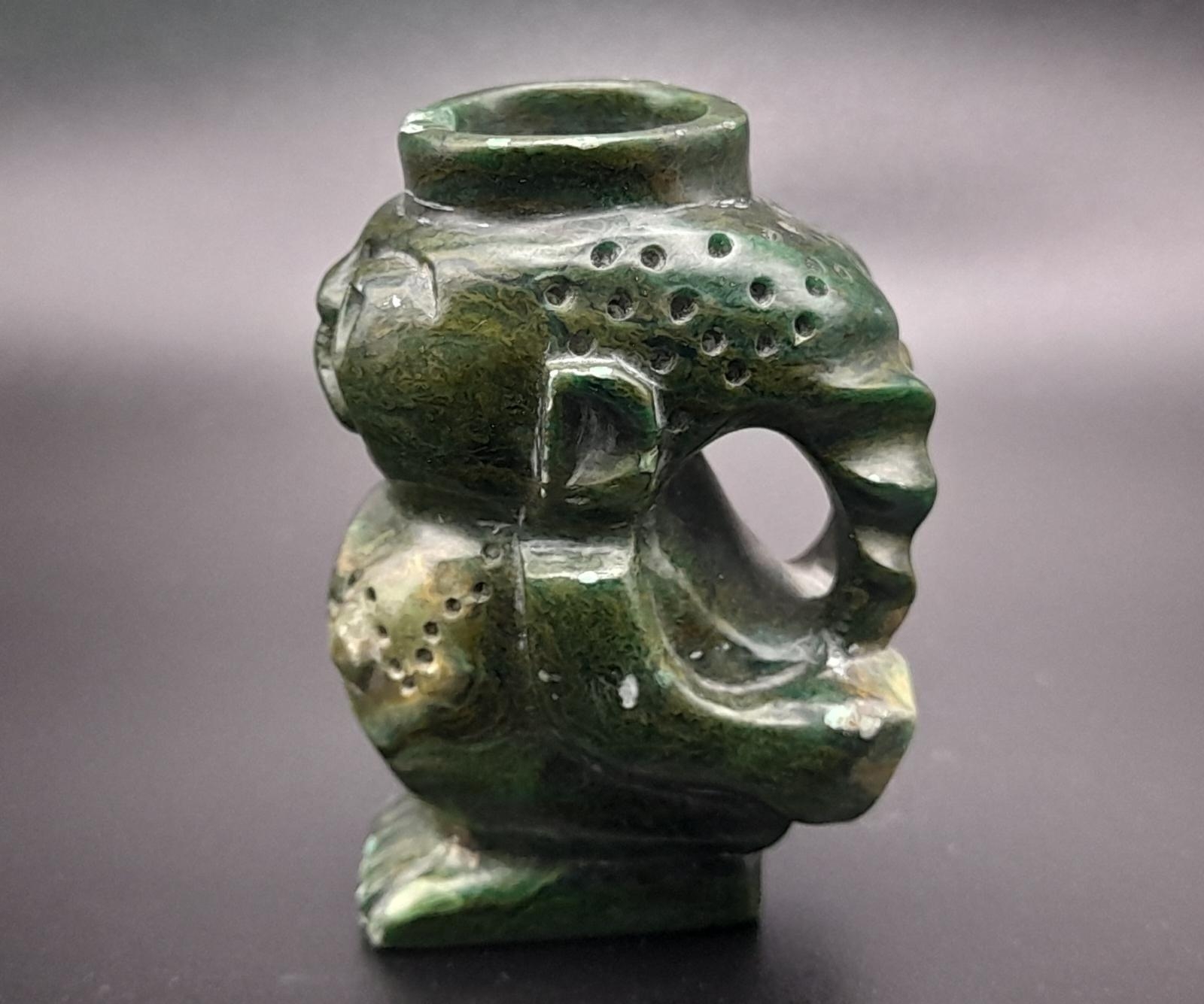 An Early Jade Hand-Carved Figurine. 4cm tall. - Image 3 of 8