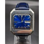 A Splendid Vintage Seiko 5 DX Gents Automatic Watch. Blue leather strap with hexagonal steel