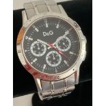 Gentlemans Quartz D&G Chronograph, Multi dial black face model having sweeping red second hand.