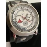 Rare vintage DIESEL 10 Bar DZ4017 chronograph. White face multi dial model having sweeping red