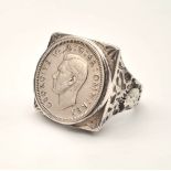 STERLING SILVER COIN SET RING GEORGE VI 1947 SIX PENCE 11G SIZE R 1/2