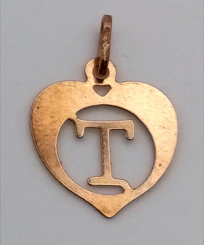 A Small 9K Yellow Gold Letter T Pendant. - Image 2 of 3