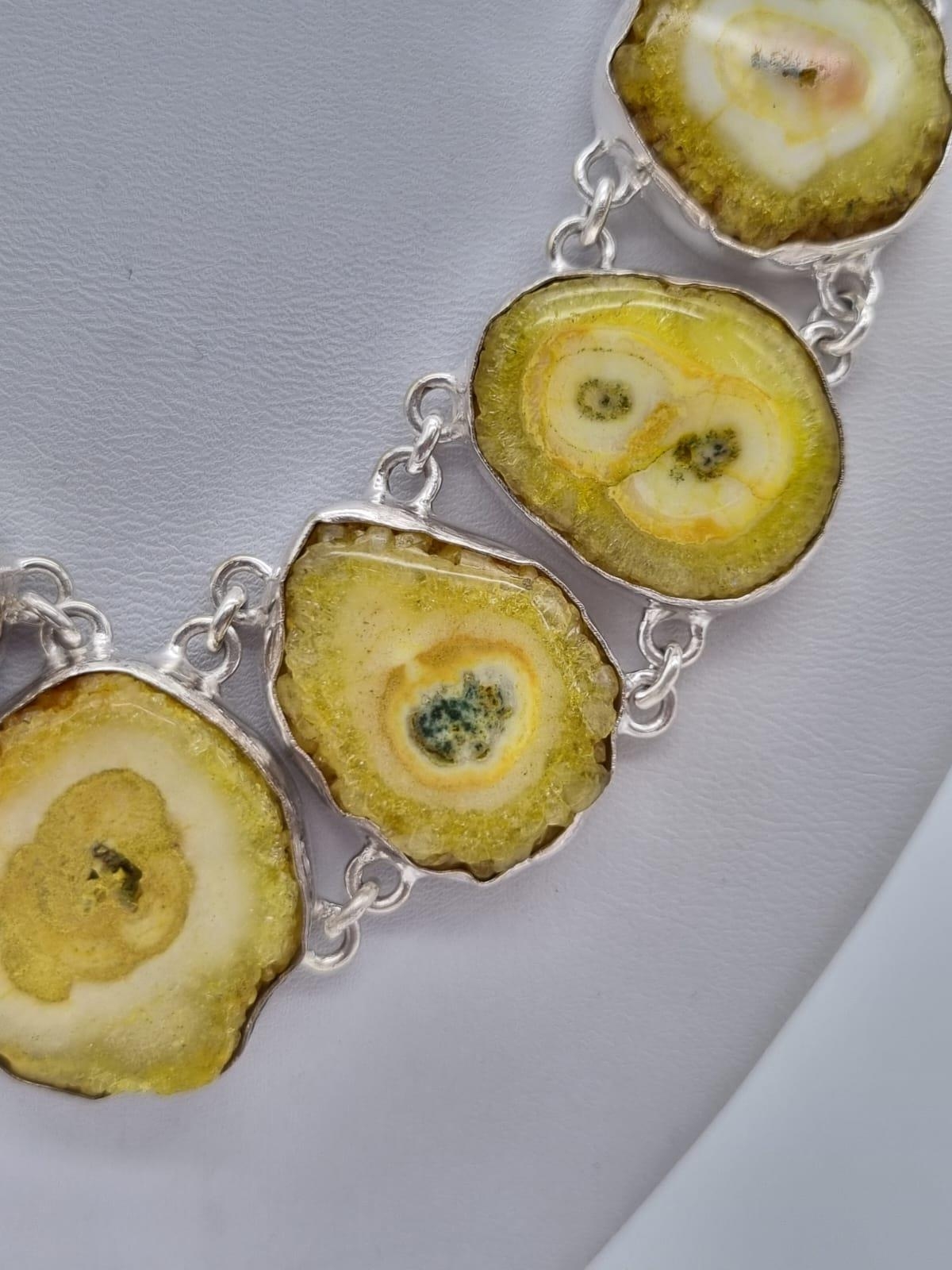 A very unusual and unique, sterling silver, yellow solar quartz necklace, bracelet and earrings set. - Image 3 of 5