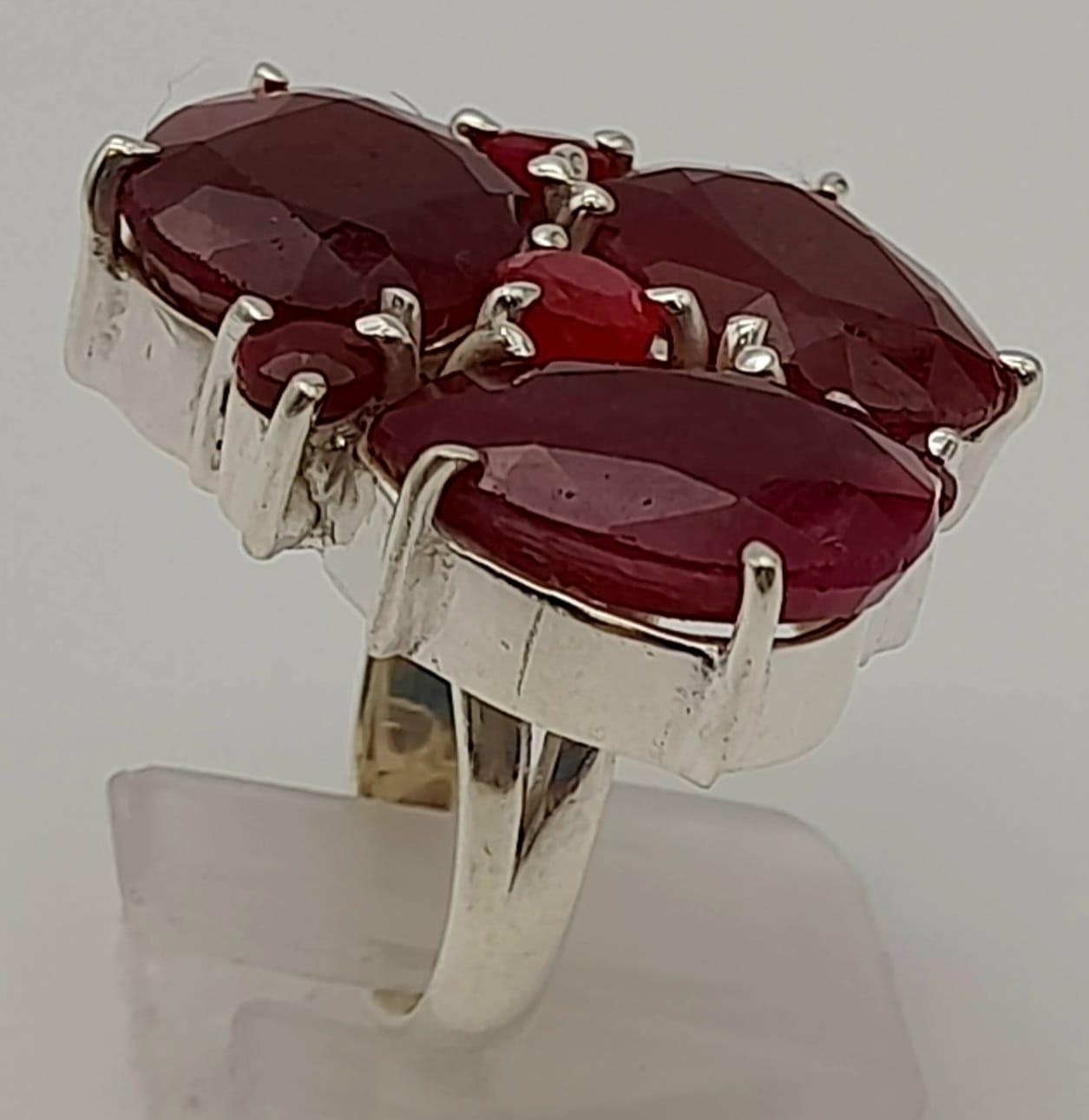 A Ruby Gemstone Cocktail Ring in 925 Silver. Size O. 15g total weight. - Image 2 of 4