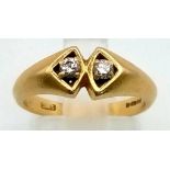 An 18 K yellow gold ring with two diamonds. Size: M, weight: 5 g.