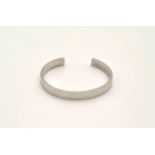 Sterling silver baby/child bangle. 5cm diameter, total weight 14.2 grams