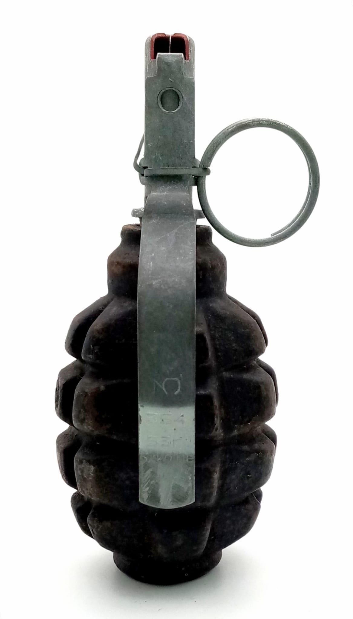 A WW2 Pattern F-1 Deactivated Pineapple Grenade in good condition. - Image 3 of 6