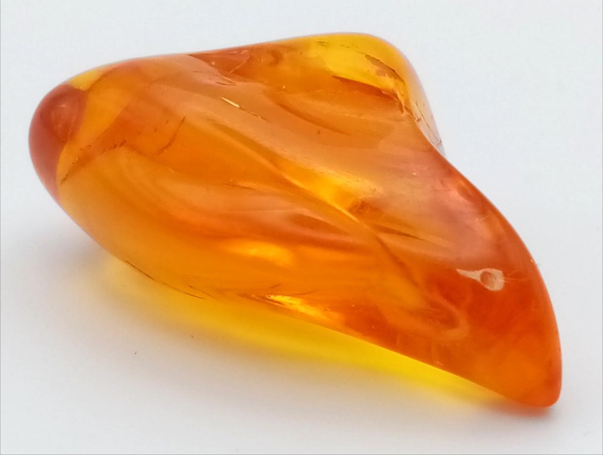 A Small Piece of Baltic Natural Amber. 3.5cm