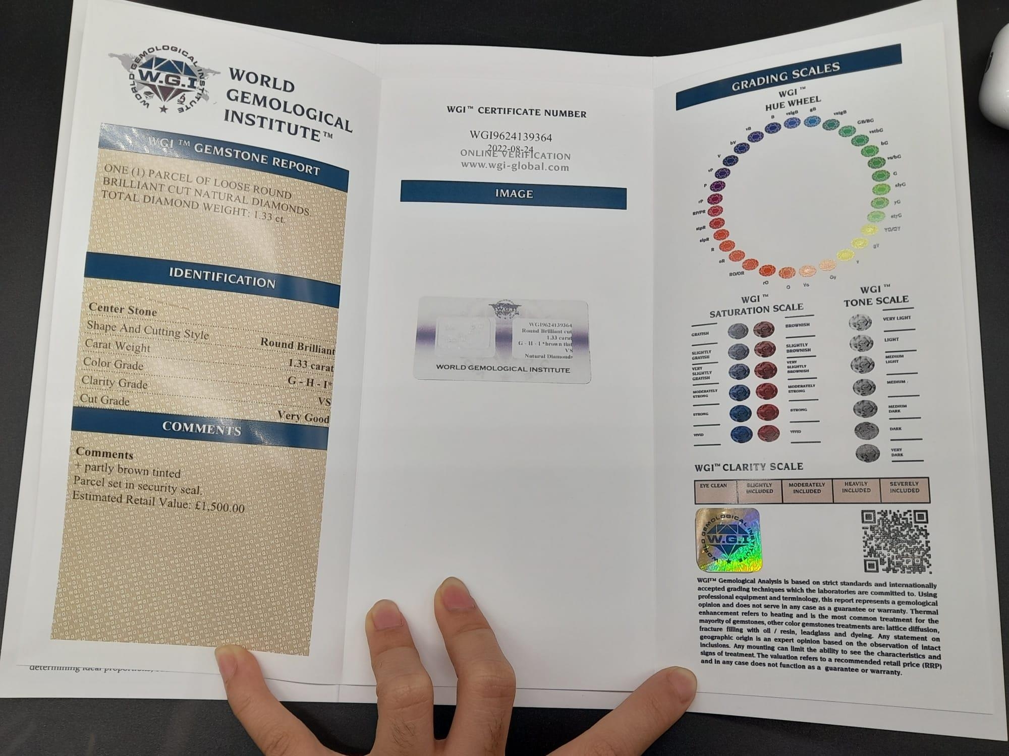 A Parcel of Brilliant Round Cut Loose Diamonds. 1.33ct total diamond weight. Comes with a W.G.I. - Bild 4 aus 4
