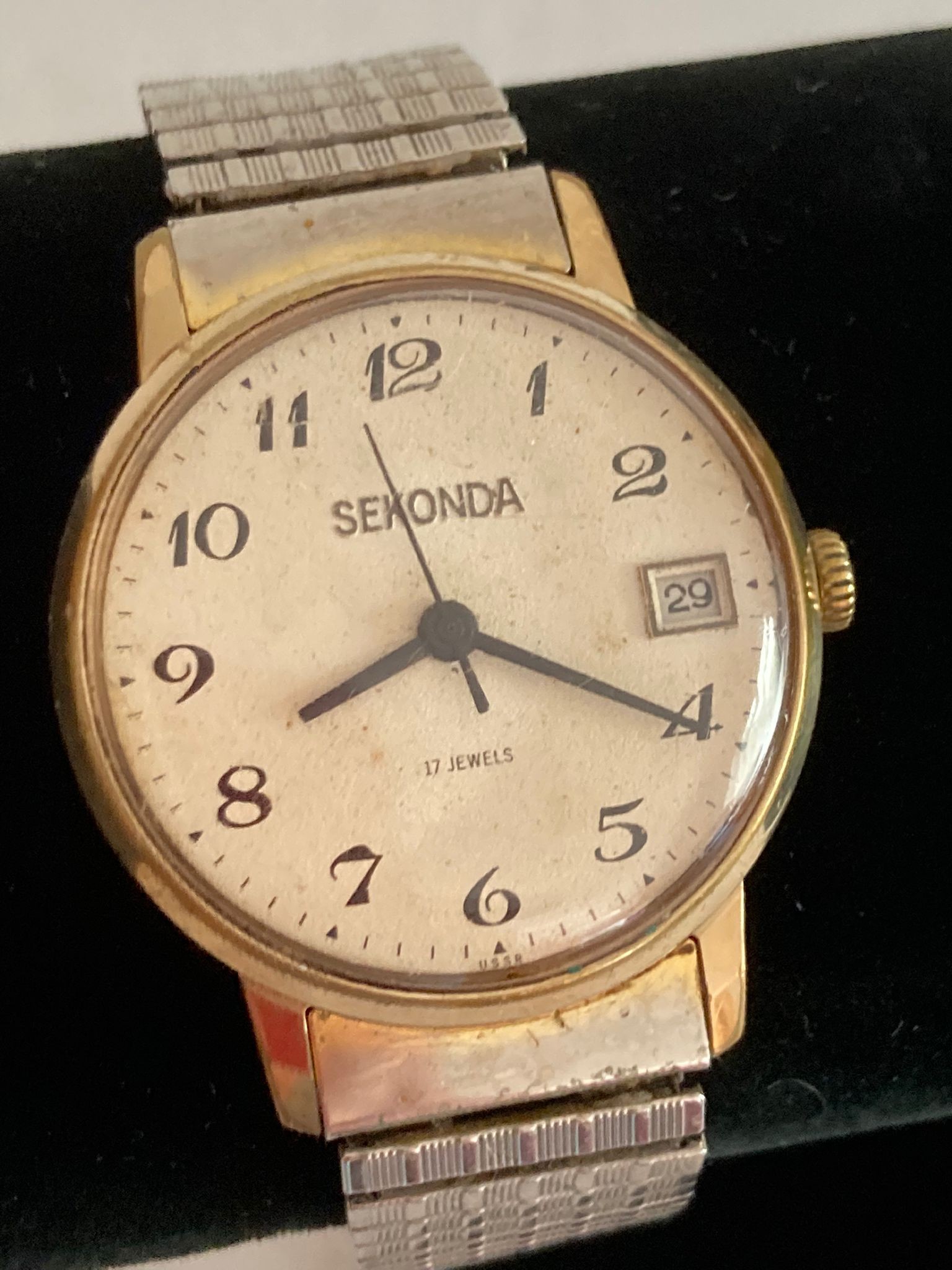 Vintage Gentlemans SEKONDA 1960’s wristwatch, original Soviet production model,manual winding with