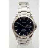 A Men’s Stainless Steel Seiko Day Date Watch, Sapphire Crystal Glass 100m Water resistance 40mm