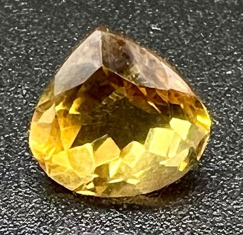 A 3.65ct Citrine Quartz. Pear cut. Comes with a certificate. - Image 2 of 4