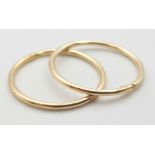 A 9 K yellow gold sleeper earrings, weight: 0.8 g.