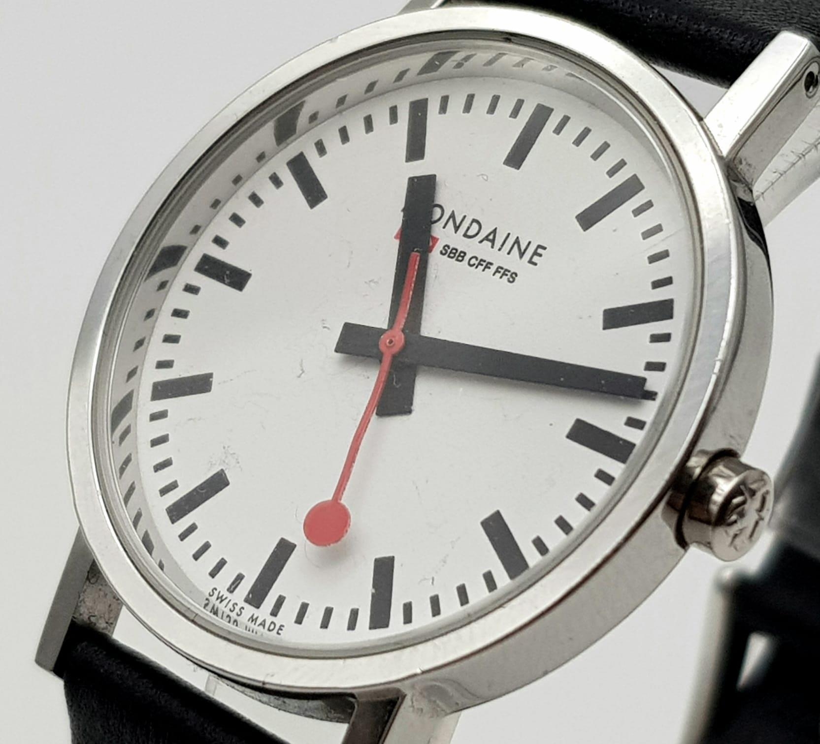 A Vintage Mondaine Railway Watch. Black leather strap. Stainless steel case - 32mm. Quartz movement. - Image 3 of 6