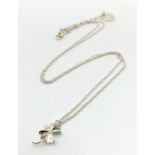 A sterling silver ALEX MONROE Lucky clover necklace. length: 41 cm, weight: 2.4 g.
