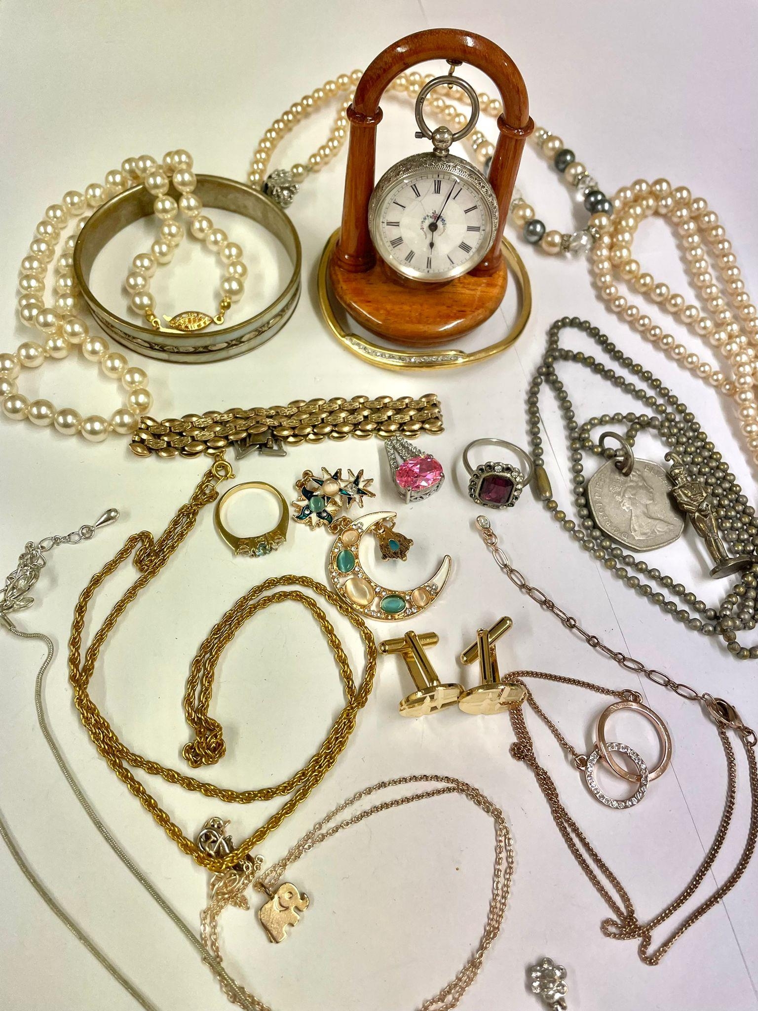 Antique silver pocket watch , cufflinks , necklaces etc - Bild 4 aus 6