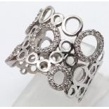 A 9 K white gold fancy diamond ring. Ring size: N, weight: 4.8 g.