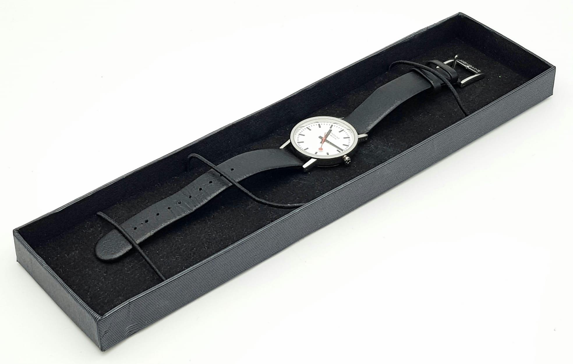 A Vintage Mondaine Railway Watch. Black leather strap. Stainless steel case - 32mm. Quartz movement. - Image 6 of 6