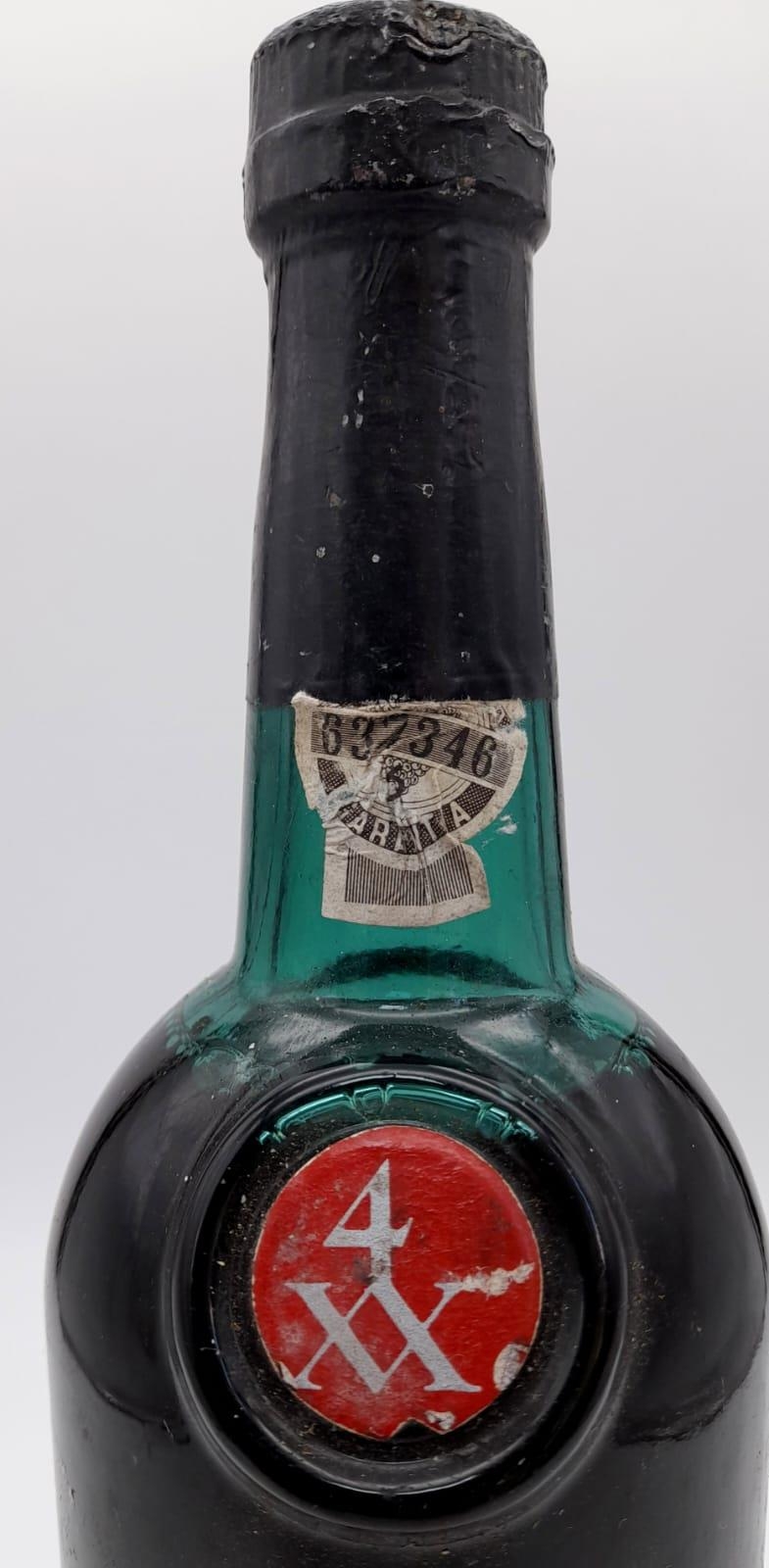 A bottle of 1971 Taylor’s Late Bottled Vintage Port - Bild 3 aus 4