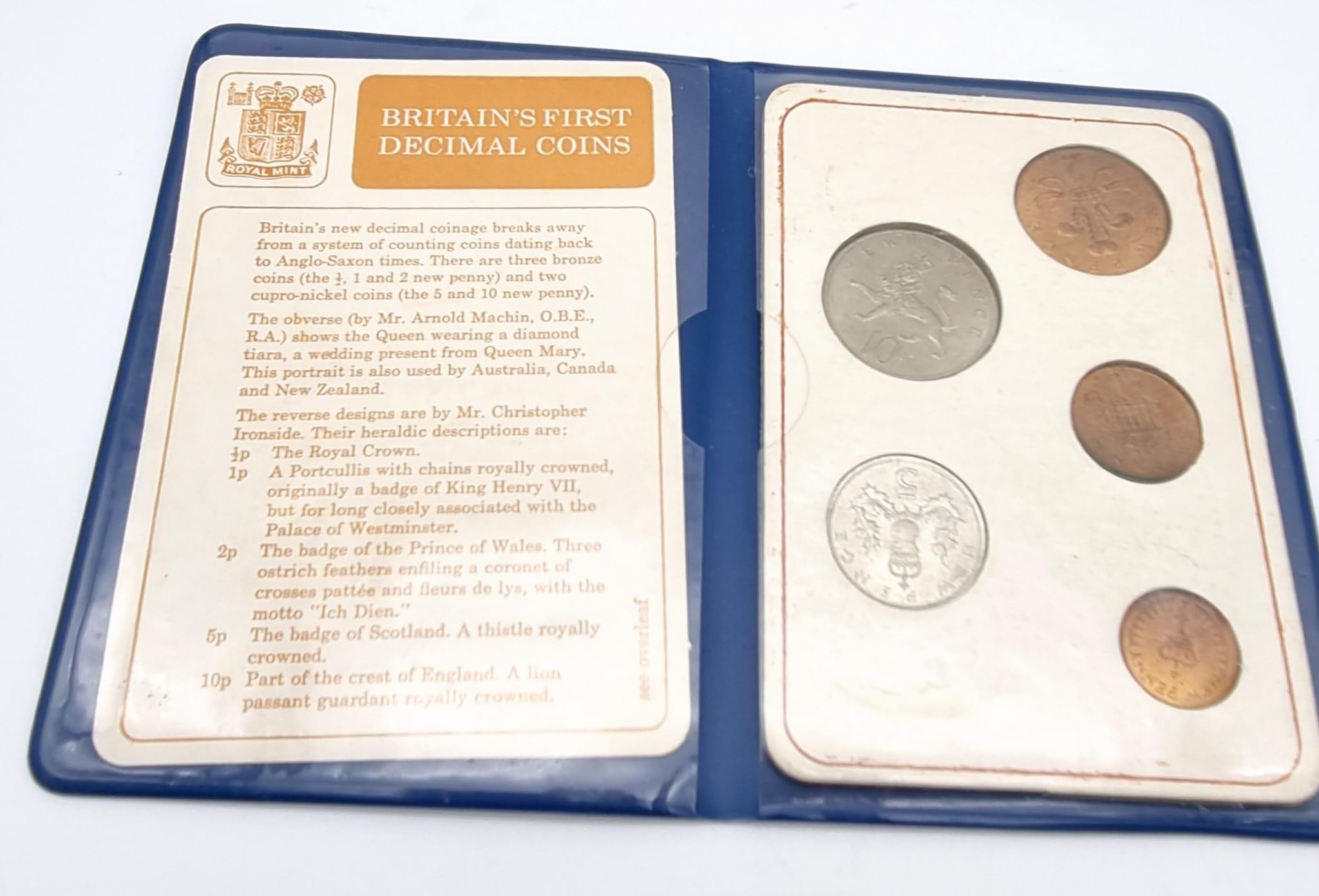 A Parcel of British Coinage Comprising; An Original Britain’s First Decimal Coin Pack, 4 x Silver Cr - Image 8 of 9
