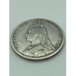 SILVER VICTORIAN CROWN 1892 in very/extra fine condition. Bold detail and definition to both sides.