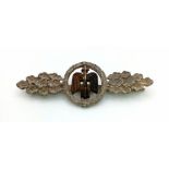 WW2 German Luftwaffe Fighter Squadron Clasp Silver Grade in original case. Maker: G.H. Osang Dresden