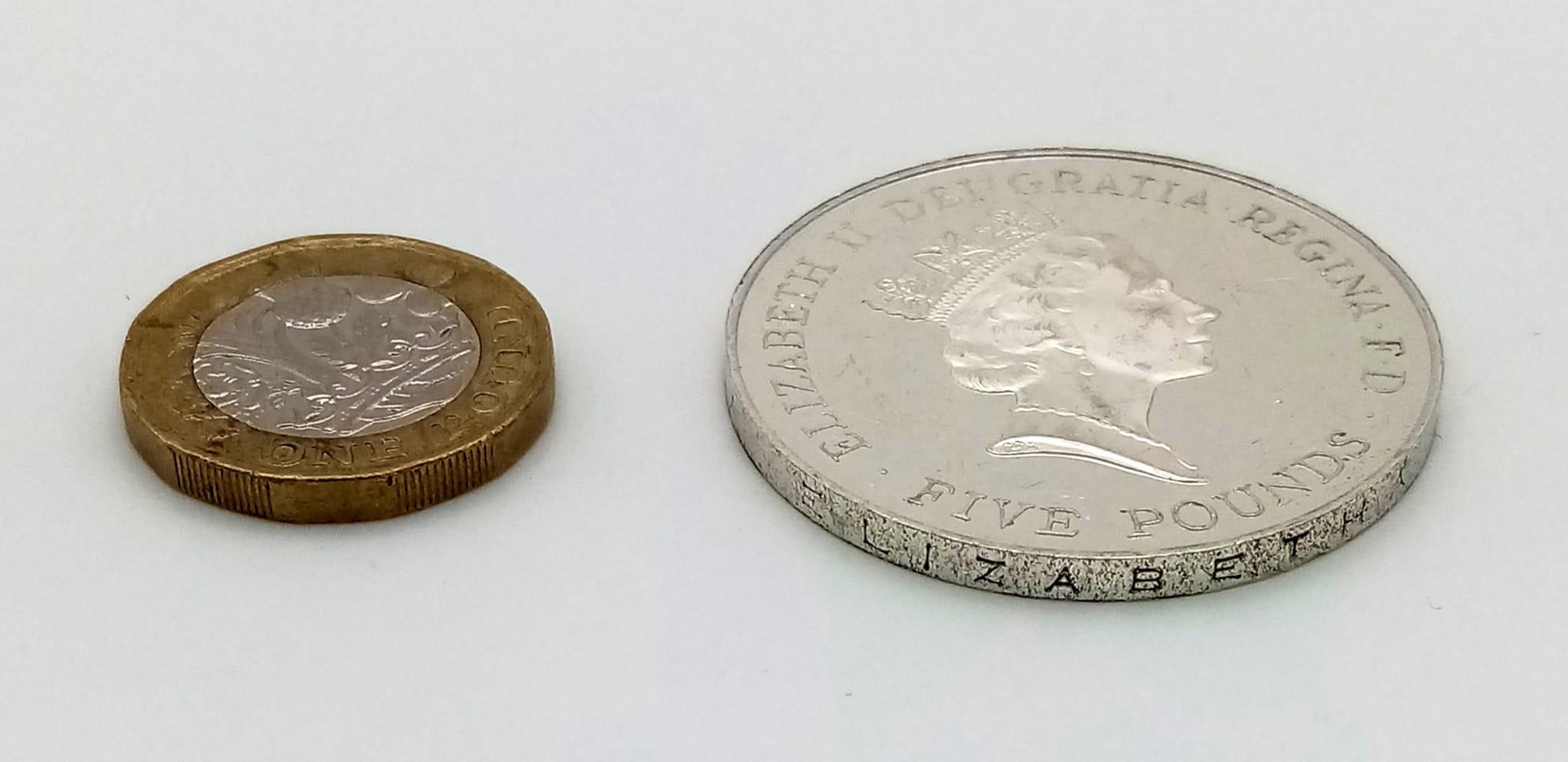 A COMMEMORATIVE £5 SILVER CROWN 1926-1996. 28.2gms - Image 2 of 2