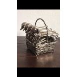 Set of four silver plated Napkin rings in original fitted basket Each are 6 cm Total weight included