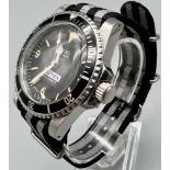 A Seiko Comex Professional Gents Watch. Water resistant to 200m. Cloth two-tone strap. Case -