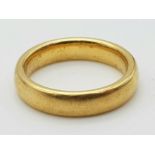 A Vintage 18K Yellow Gold Band Ring. Size K 1/2. 6.51g.