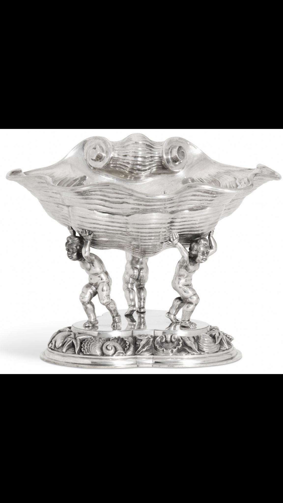 An Italian 20th century large solid silver bowl c1940. Weight 3165 grams heavy 26cm height 24cm - Image 2 of 17