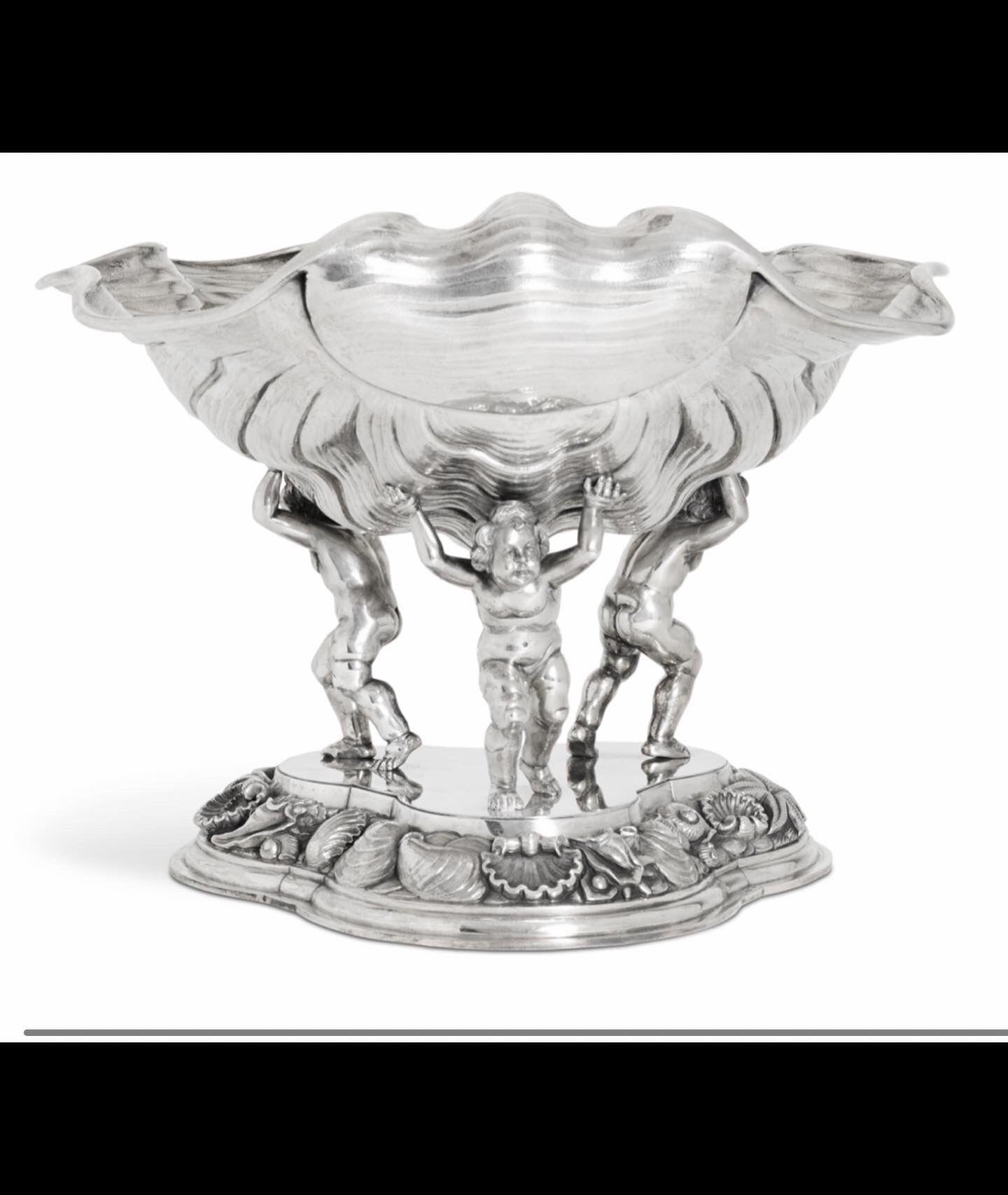 An Italian 20th century large solid silver bowl c1940. Weight 3165 grams heavy 26cm height 24cm - Image 8 of 17