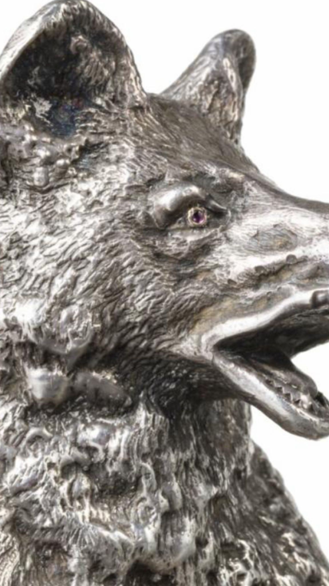 A stunning 20th century Russian huge silver bear statue sculpture Finely carved coat set with ruby - Image 8 of 9