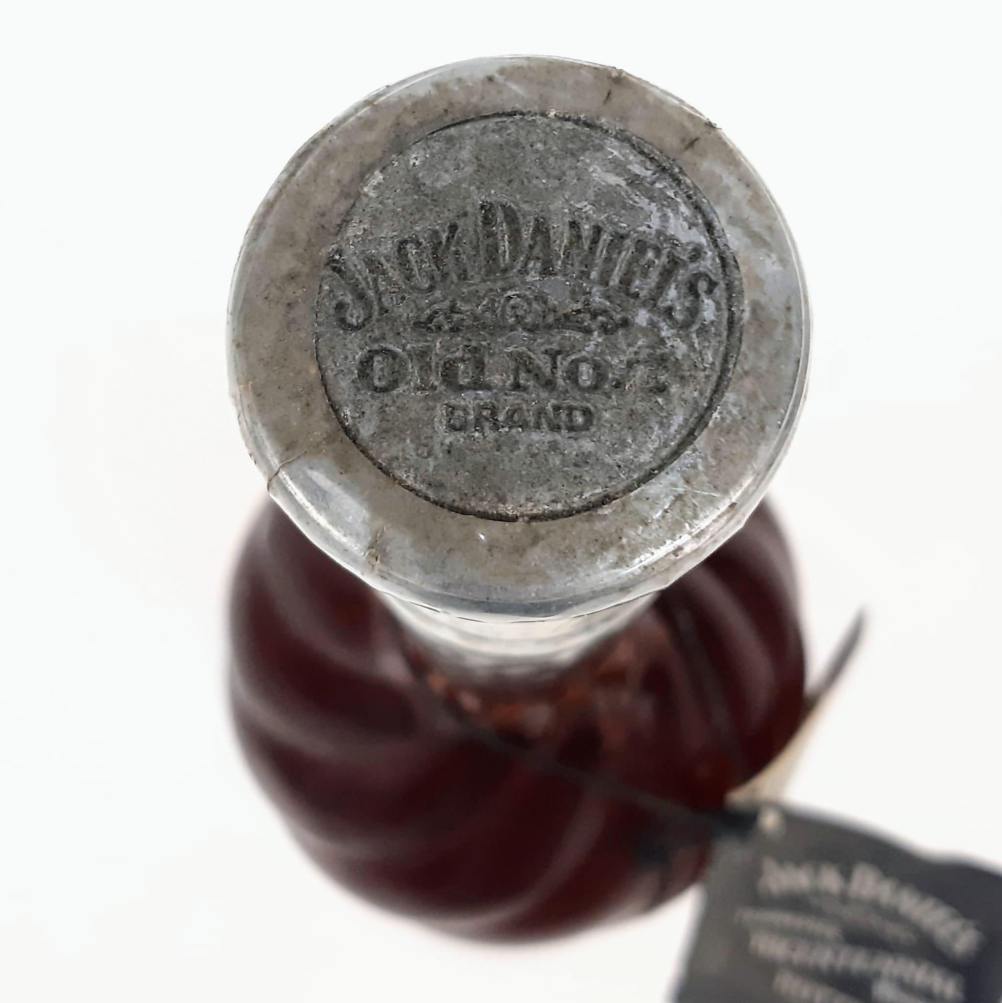 A Bottle of Jack Daniels Bicentennial Bottle Circa 1990’s 45% Vol . - Bild 3 aus 3