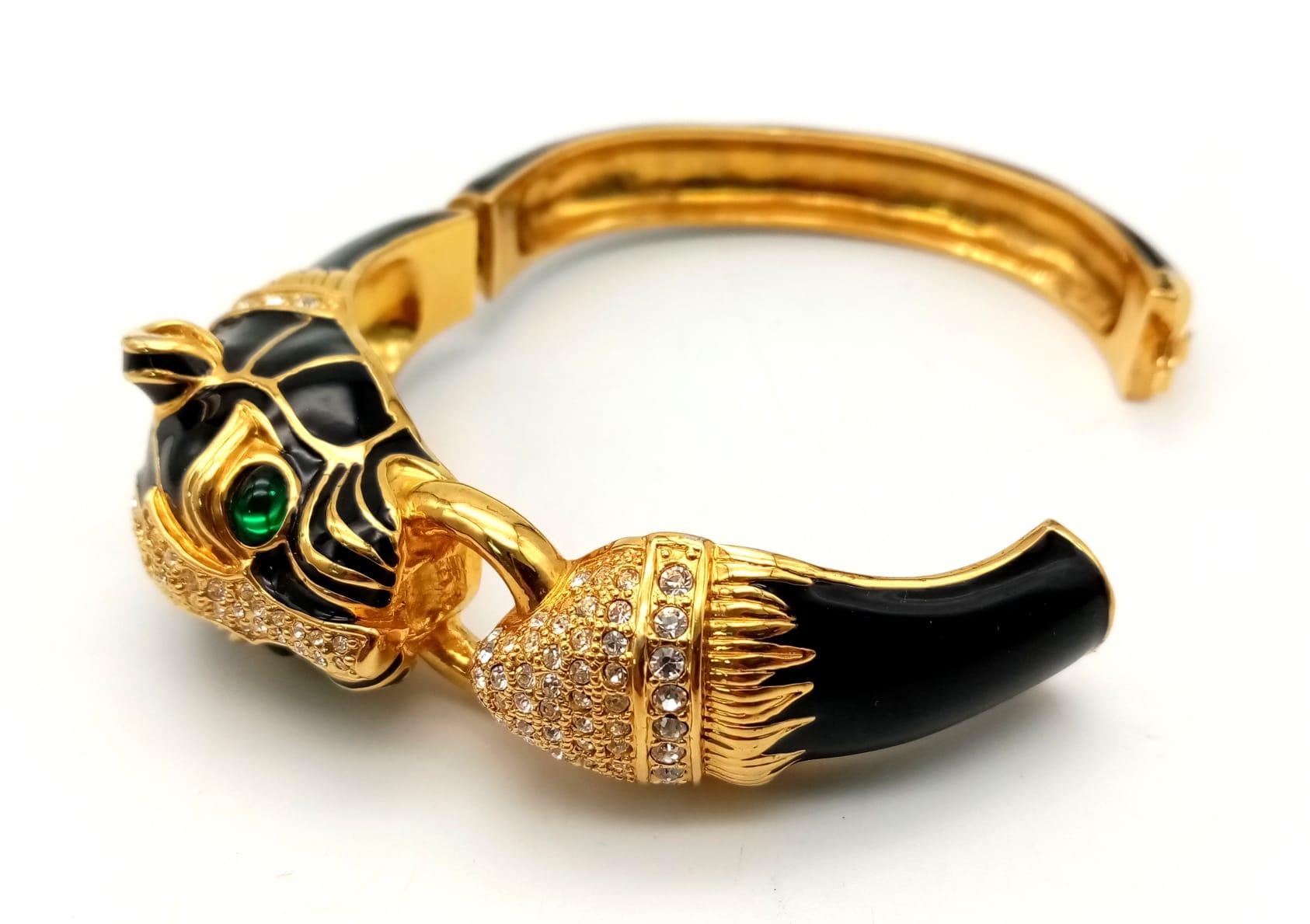 A fabulous black panther, enamel and gold filled bangle with cubic zirconia and synthetic emerald - Bild 4 aus 4